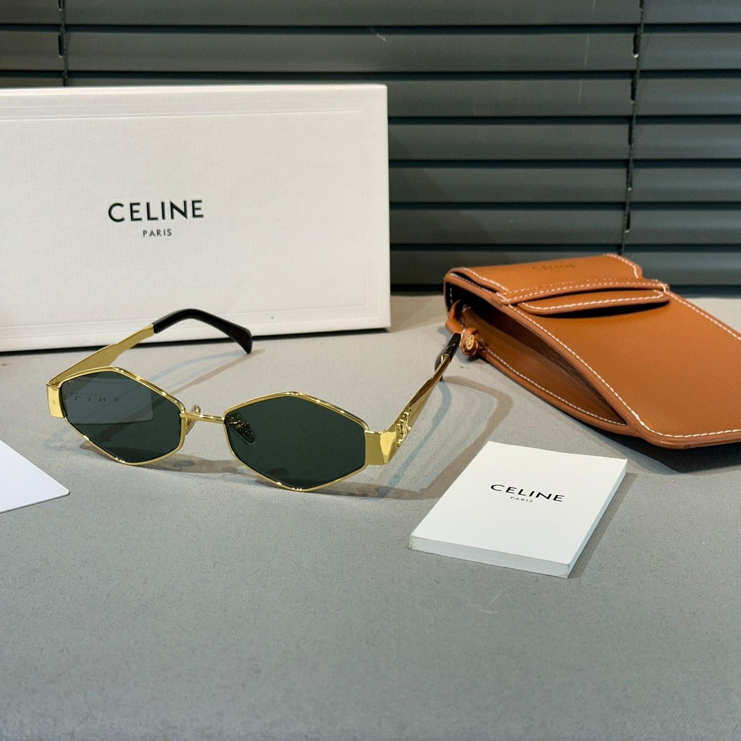 Celie Triomphe Gold Geometric Luxury Güneş Gözlüğü