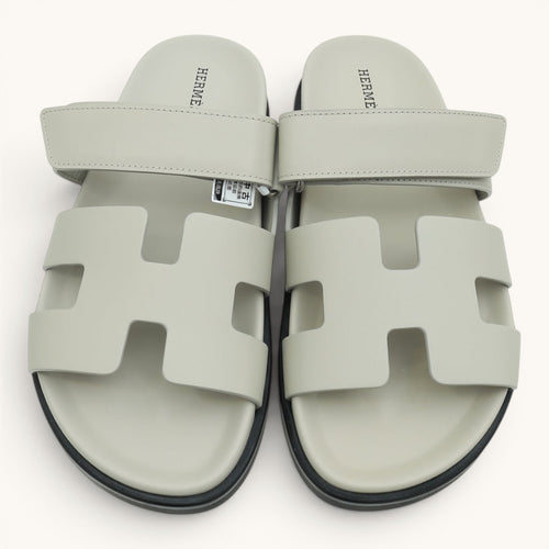 Hermè Chypre Gris H Cut-Out Erkek Lüks Terlik