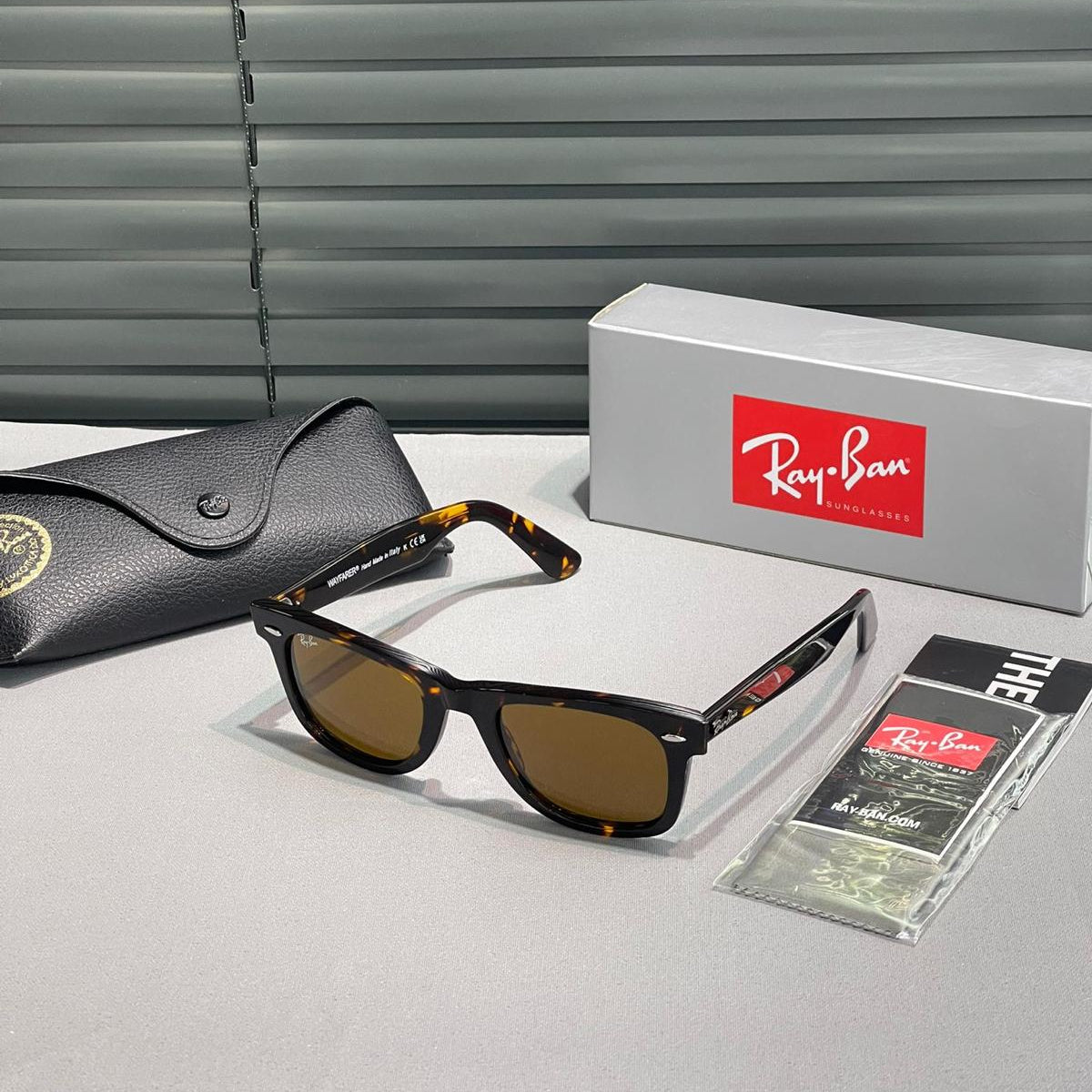 Ry-Bn Wayfarer RP2140 902\57 50*22 150 3N Unisex Güneş Gözlüğü